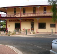 Crystal Brook Hotel - Sunshine Coast Tourism