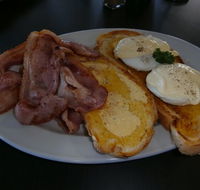 Lakes Bakery Cafe - Sunshine Coast Tourism