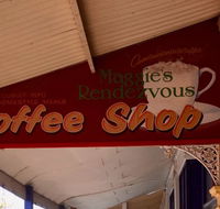 Maggie's Rendezvous - Holiday Sunshine Coast