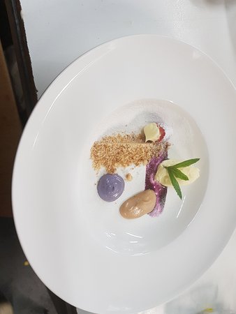 Oliver's Bar & Bistro - Sunshine Coast Tourism 0