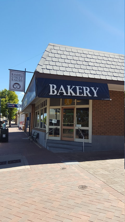 Randell Street Bakery - Sunshine Coast Tourism 6