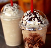 Wafflin On Cafe - Holiday Sunshine Coast