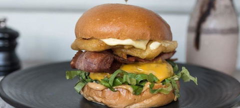 The Hungry Monkey - Holiday Sunshine Coast 3