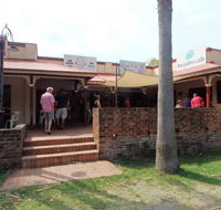 The Palms Cafe - Sunshine Coast Tourism
