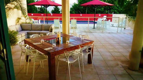 Allure At Dockside - Sunshine Coast Tourism 0