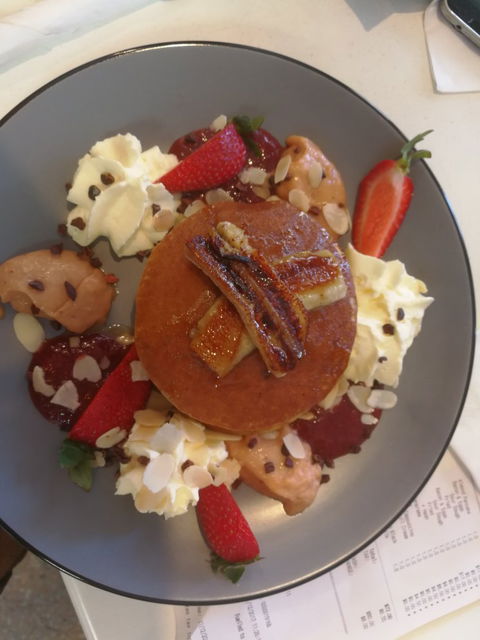 Born Wild Wholefoods + Espresso - Sunshine Coast Tourism 3