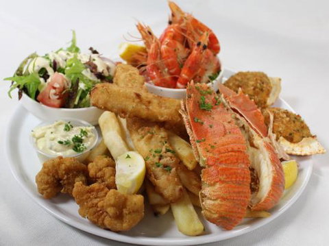 Bull 'N' Barra Restaurant - Sunshine Coast Tourism 0