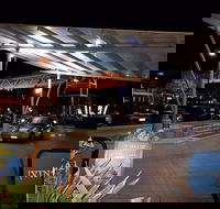 Black Jasmine - Sunshine Coast Tourism