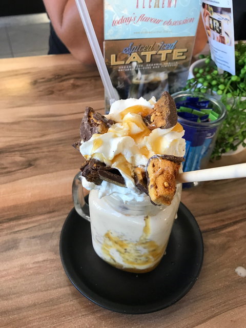 Blue Infusion - Holiday Sunshine Coast 2