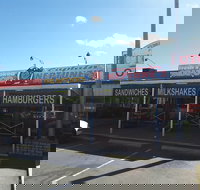 Captain Neptunes Trawler Seafoods - Sunshine Coast Tourism