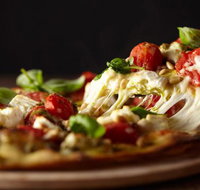 Earth Restaurant  Pizzeria - Holiday Sunshine Coast