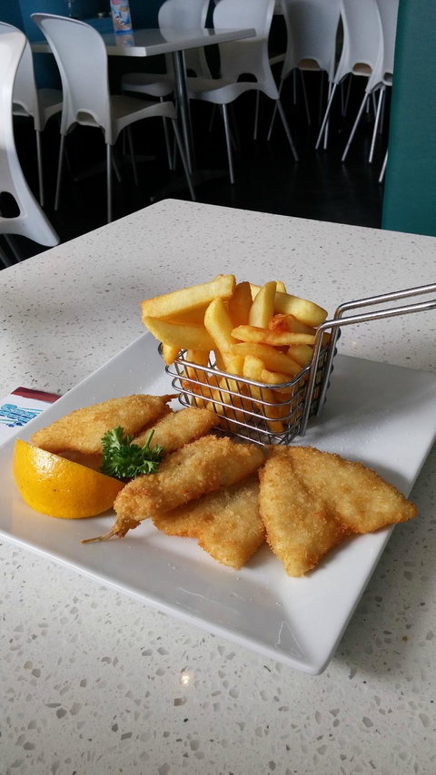 Seafood Town - Holiday Sunshine Coast 4