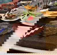 West Wing Bar  Grill - Sunshine Coast Tourism