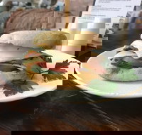 Little Gallery Cafe - Holiday Sunshine Coast