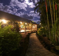 The Longhouse Restaurant and Bar - Holiday Sunshine Coast