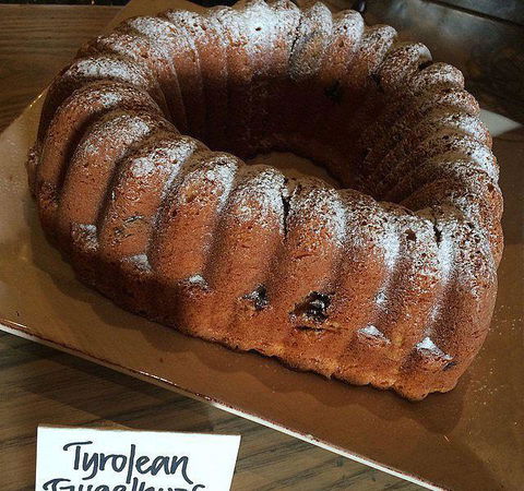 Aquavue Cafe Watersports - Holiday Sunshine Coast 5