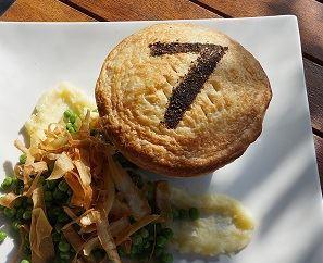 Sevenhill Hotel - Sunshine Coast Tourism 0