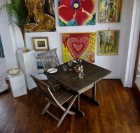 Barefoot art food wine - Holiday Sunshine Coast
