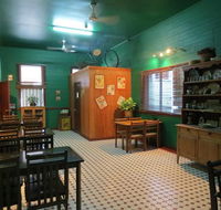 Irish Molly's Bar  Grill - Holiday Sunshine Coast