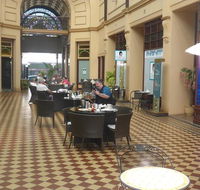 Stock Exchange Cafe - Holiday Sunshine Coast