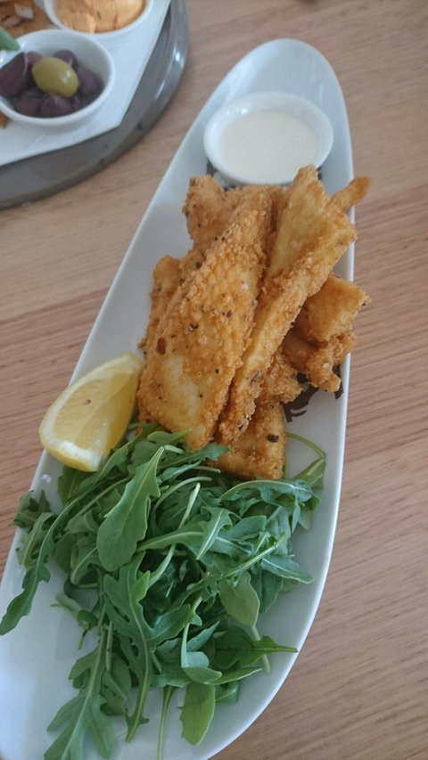 Trinity Beach Tavern - Holiday Sunshine Coast 2