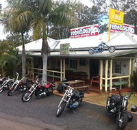 Apple Tree Creek Hotel - Holiday Sunshine Coast