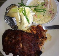 Rainbow Beach Sports Club - Holiday Sunshine Coast