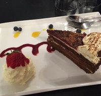 River of Gold Motel Restaurant - Sunshine Coast Tourism