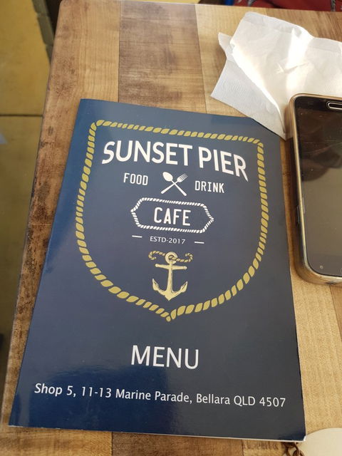 Sunset Pier Cafe - Holiday Sunshine Coast 6