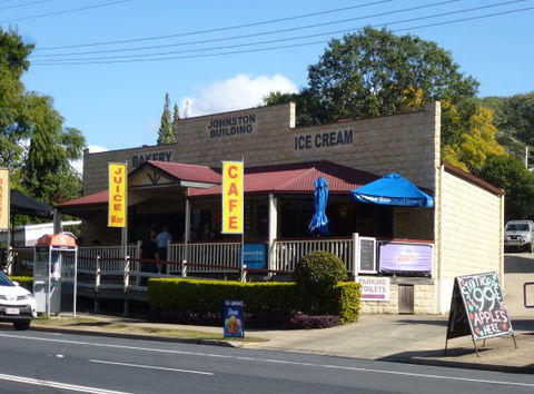 Aratula Cafe And Ice Creamery - Holiday Sunshine Coast 0