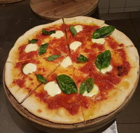 Flutterbucks Pizzeria - Sunshine Coast Tourism