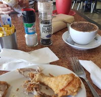 La Famille Cafe  Bakery - Holiday Sunshine Coast