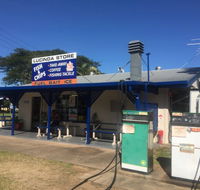 Lucinda Jetty Store  Take-Away - Holiday Sunshine Coast