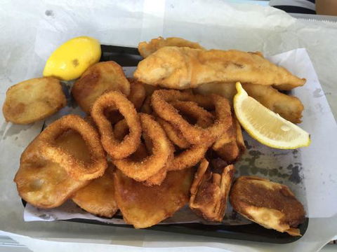 Maddigan's Seafood - Holiday Sunshine Coast 0