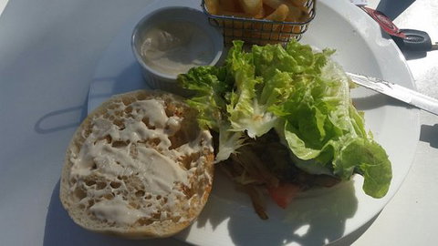 Migaloo's Cafe - Sunshine Coast Tourism 0