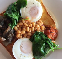 Reds for Coffee - Sunshine Coast Tourism