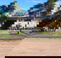 The Bridge Bar  Restaurant - Holiday Sunshine Coast