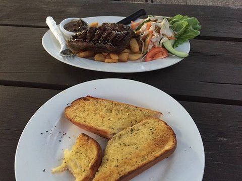 The Mill Inn Tavern - Sunshine Coast Tourism 0