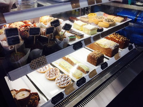 Willow Tree Cafe - Sunshine Coast Tourism 0