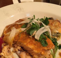 London Tavern Hotel - Holiday Sunshine Coast
