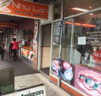 nhu lan - Holiday Sunshine Coast