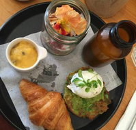 Sardi Cafe - Holiday Sunshine Coast