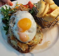The Home Hotel Bistro - Sunshine Coast Tourism