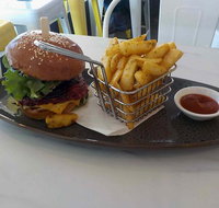 Best Mate Cafe - Holiday Sunshine Coast