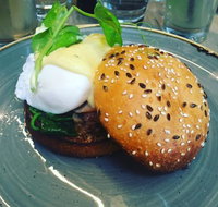 Mister and Miss Cafe - Holiday Sunshine Coast