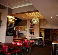 Palace Hotel - Holiday Sunshine Coast