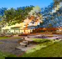 Batesford Hotel - Sunshine Coast Tourism