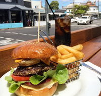 Busters Bar  Grill - Sunshine Coast Tourism