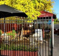 Churchill Cafe - Holiday Sunshine Coast