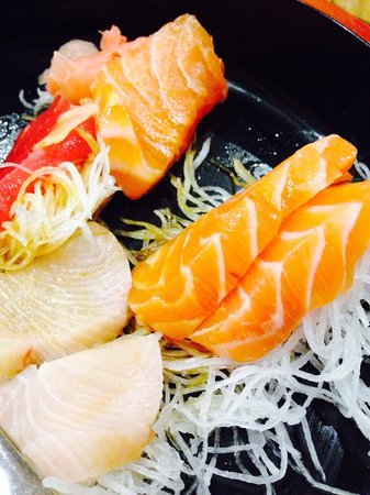 Hi Sushi - Sunshine Coast Tourism 0